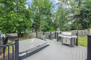 6 Lauri Dr, Florham Park, NJ 07932 - Photo 39