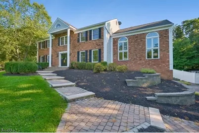 9 Revere Ct, Randolph Township, NJ 07869 - Photo 5