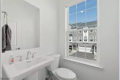 6 Coogan Ct, Morris Plains, NJ 07950 - Photo 15