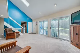 39 Sherborne St, Franklin Township, NJ 08873 - Photo 11