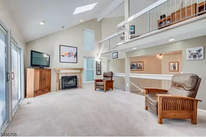 39 Sherborne St, Franklin Township, NJ 08873 - Photo 9