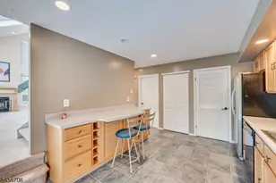 39 Sherborne St, Franklin Township, NJ 08873 - Photo 13