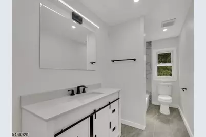 6 Mitchell Rd, Parsippany, NJ 07054 - Photo 23