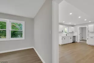 6 Mitchell Rd, Parsippany, NJ 07054 - Photo 13