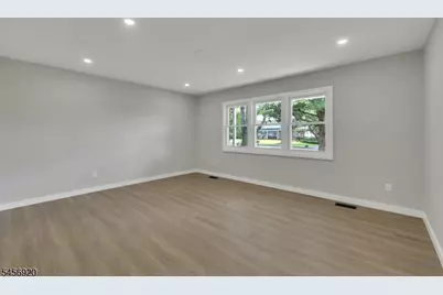 6 Mitchell Rd, Parsippany, NJ 07054 - Photo 11
