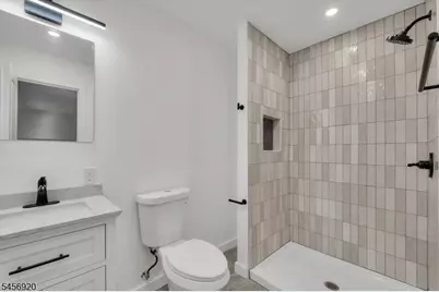 6 Mitchell Rd, Parsippany, NJ 07054 - Photo 21