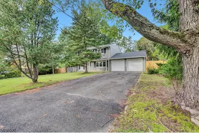 6 Mitchell Rd, Parsippany, NJ 07054 - Photo 3