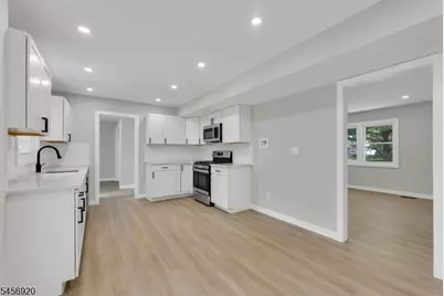 6 Mitchell Rd, Parsippany, NJ 07054 - Photo 15