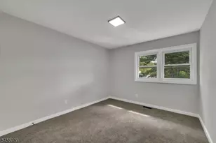 6 Mitchell Rd, Parsippany, NJ 07054 - Photo 25