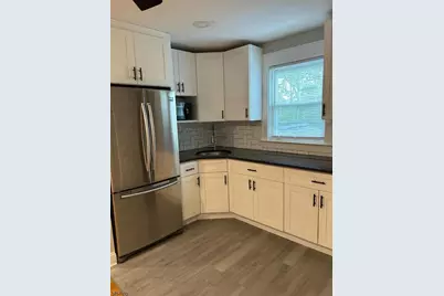 415 E 3rd Ave, Roselle, NJ 07203 - Photo 1