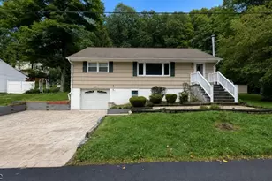 22 Old Creamery Rd, Andover Township, NJ 07860 - Photo 1