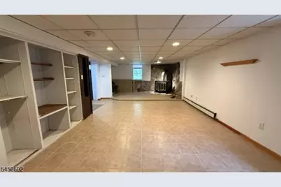 22 Old Creamery Rd, Andover Township, NJ 07860 - Photo 11