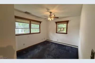 22 Old Creamery Rd, Andover Township, NJ 07860 - Photo 9