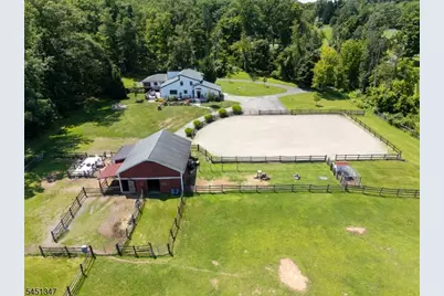 11 Tara Way, Franklin Township, NJ 08867 - Photo 3