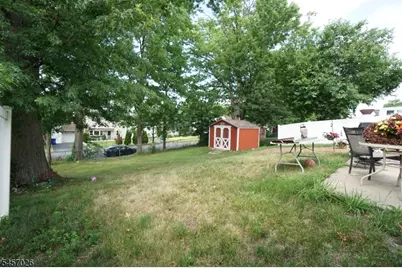 22 Lowell St, Woodbridge Township, NJ 08830 - Photo 23