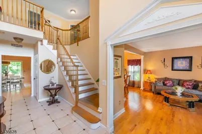 5 Kingston Ct, Jefferson Township, NJ 07438 - Photo 5