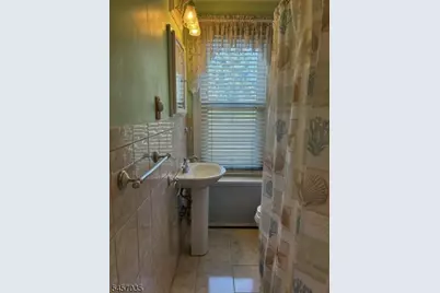 306 Aurora St, Lopatcong Township, NJ 08865 - Photo 7