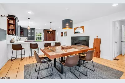 1 Spring Hill Rd, Franklin Township, NJ 08801 - Photo 11