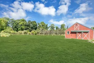 1 Spring Hill Rd, Franklin Township, NJ 08801 - Photo 5