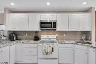 272 Colt St, Hopewell Township, NJ 08534 - Photo 15