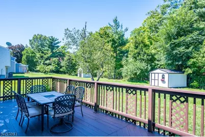 36 Foxwood Dr, Franklin Township, NJ 08873 - Photo 17