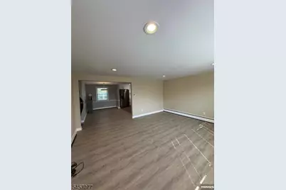 79 Tuttle St #2, Wallington, NJ 07057 - Photo 3