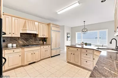 907 Colonia Rd, Elizabeth, NJ 07208 - Photo 15