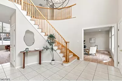 907 Colonia Rd, Elizabeth, NJ 07208 - Photo 5