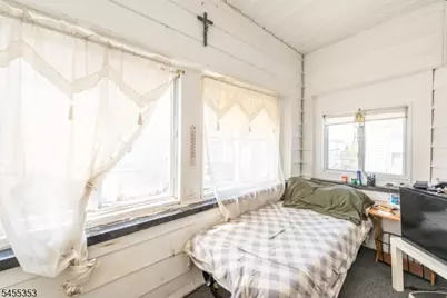 985-987 E 23rd St, Paterson, NJ 07513 - Photo 15