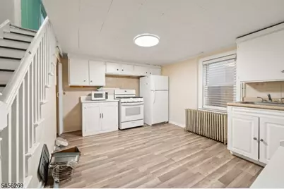 36-38 W Somerset St, Raritan, NJ 08869 - Photo 11