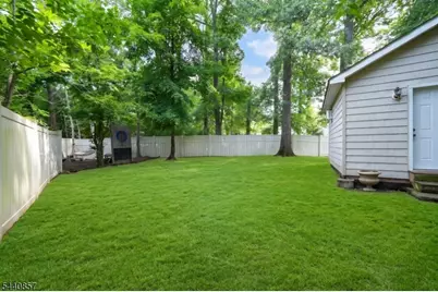 23 Brittany Rd, Montville Township, NJ 07045 - Photo 35