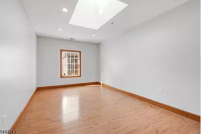 66 Minnisink Rd, Jefferson Township, NJ 07849 - Photo 13
