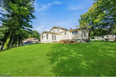 33 Waling Dr, Wayne, NJ 07470 - Photo 43