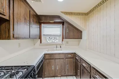 98 Baldwin Pl #2, Bloomfield, NJ 07003 - Photo 31