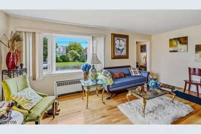 98 Baldwin Pl #2, Bloomfield Twp., NJ 07003 - Photo 9