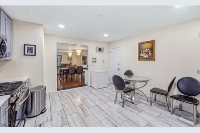98 Baldwin Pl #2, Bloomfield, NJ 07003 - Photo 25