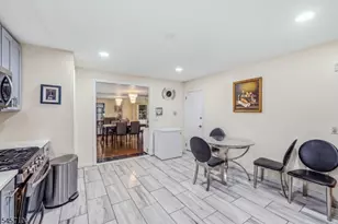 98 Baldwin Pl, Bloomfield, NJ 07003 - Photo 25