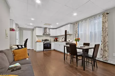 26 Main St, West Orange Township, NJ 07052 - Photo 17