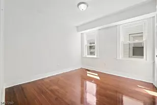 299 Smith St, Newark, NJ 07106 - Photo 25
