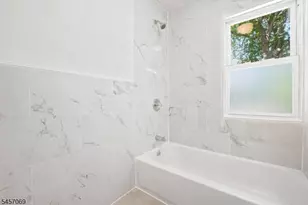 299 Smith St, Newark, NJ 07106 - Photo 21