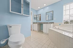 20 Gordon Cir, Parsippany, NJ 07054 - Photo 17