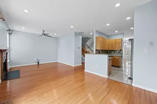 20 Gordon Cir, Parsippany, NJ 07054 - Photo 5