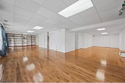 20 Gordon Cir, Parsippany, NJ 07054 - Photo 21