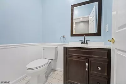 20 Gordon Cir, Parsippany, NJ 07054 - Photo 9