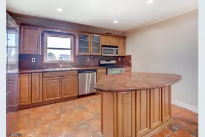 1091 Alfieri Ct, Union Township, NJ 07083 - Photo 27