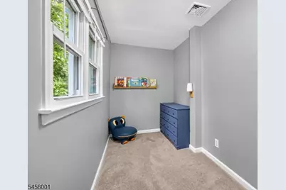 51 Roosevelt Trl, Hopatcong, NJ 07843 - Photo 17