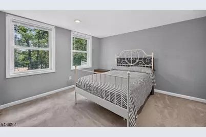 51 Roosevelt Trl, Hopatcong, NJ 07843 - Photo 19