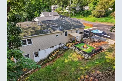 51 Roosevelt Trl, Hopatcong, NJ 07843 - Photo 29