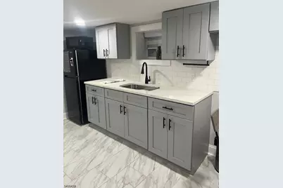 718 Clifton Ave, Newark, NJ 07104 - Photo 27