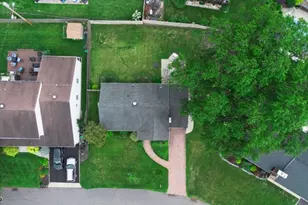 870 Crescent Dr, Rahway, NJ 07065 - Photo 25